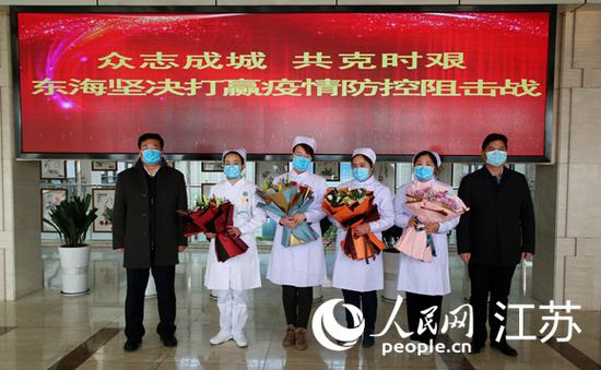 东海县四名医护人员驰援武汉 张开虎摄