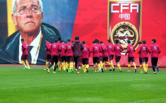 国足抽中世预赛上签：迎战叙利亚、菲律宾、马尔代夫、关岛