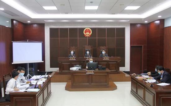 6月15日,国内“人脸识别第一案”在富阳区人民法院开庭审理。