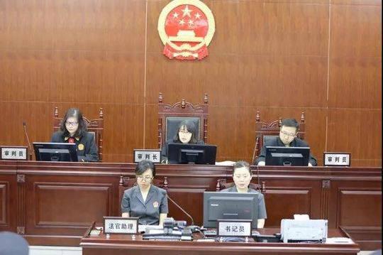 女大学生提起“公共场所无烟诉讼第一案” 法院判赢