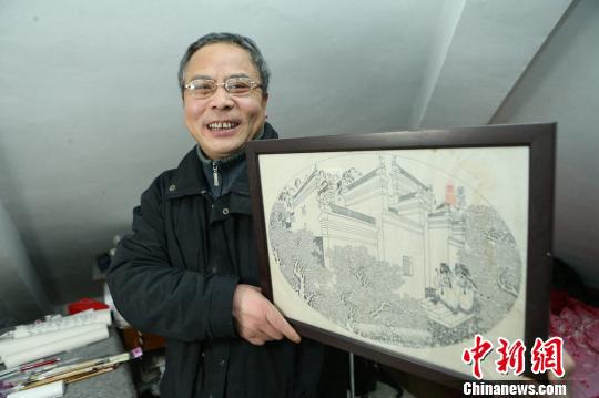 马一宝一开始的创作灵感是令他魂牵梦绕的皖南山色风光。 王亚东 摄