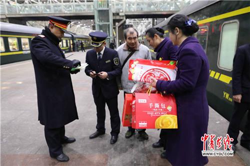 独居老人2万余现金遗失 无锡上海南京火车站接