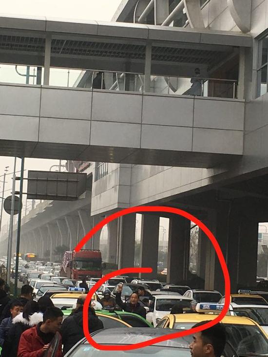 记者探访: