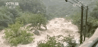 “温比亚”威力不减 一路北上 多地遭暴雨侵袭！