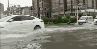 “温比亚”威力不减 一路北上 多地遭暴雨侵袭！