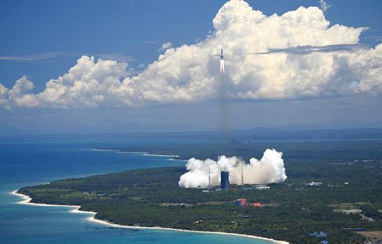 2020年7月23日,“天问一号”探测器发射升空。新华社记者 郭程 摄