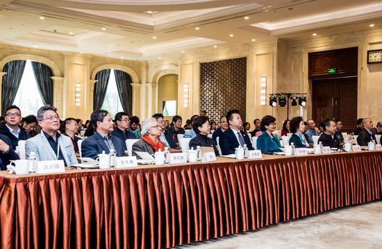 共赴文艺盛会！第二届“中国江苏·扬子江作家周”在南京开幕