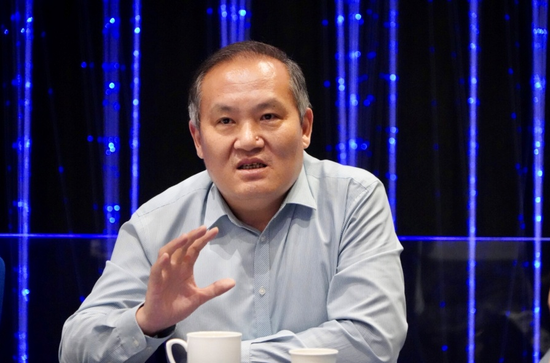江苏省影协常务副主席、国家一级导演郭晓伟