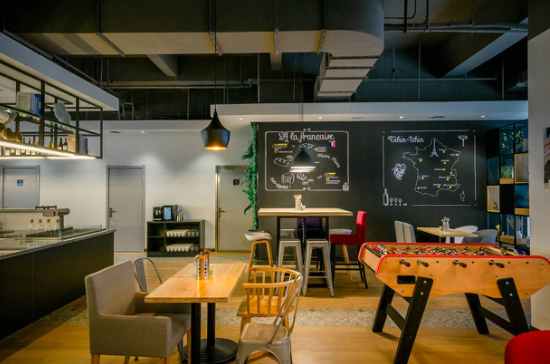 康铂酒店徐州高铁站店社交空间
