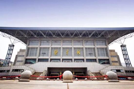 江苏大学发布2018年招生章程 最低标准为4C1合格