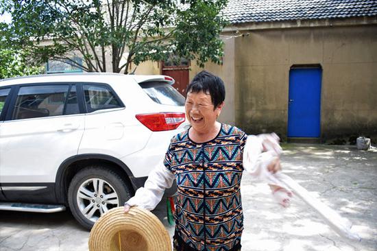 新庄村村民邵翠明。