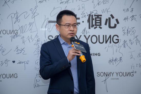 南京江宁及仙林金鹰购物中心总经理沈进先生致辞