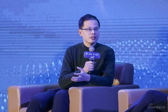 2018南京融合传播峰会暨首届政务新媒体论坛隆重开幕