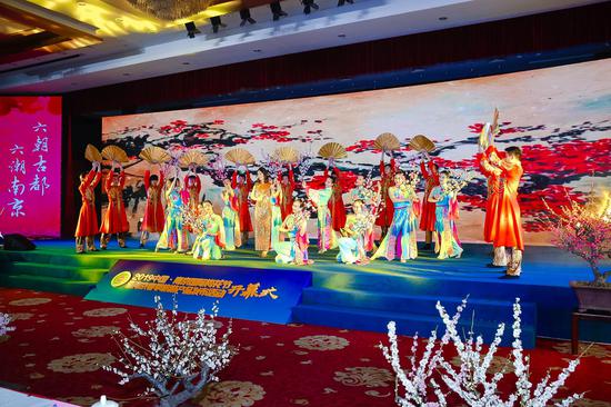 2019南京国际梅花节开幕 来微博邂逅梅花山