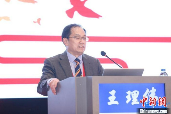 肿瘤内科的加入使得CPDC成为了真正意义上的多学科、多中心,并以国内顶尖三家医院为代表的大数据平台。 大会组委会供图