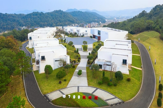 萍乡市湘东区江口村“零799”艺术区航拍景象。(姚茜摄 新华社通联照片)