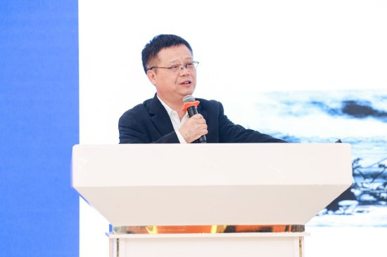 江苏省企联产业数字化研究中心理事长、南京审计大学教授李昆