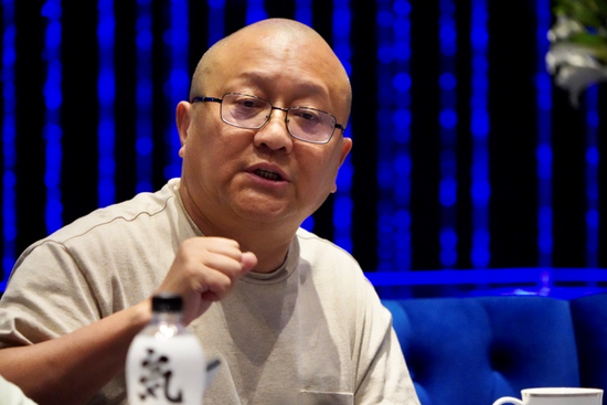 编剧杨骏