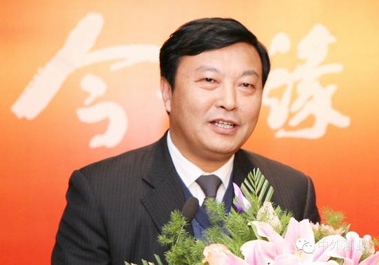 今世缘酒业党委书记、董事长、总经理 周素明
