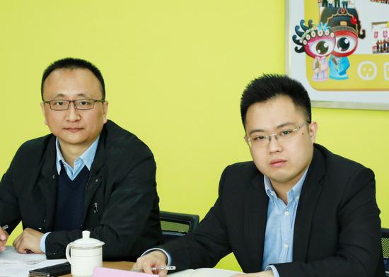 中央统战部八局领导调研新浪江苏 召开新媒体代表人士座谈会