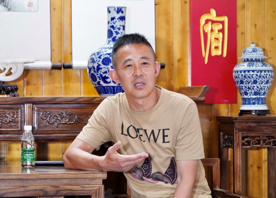 揭牌仪式前进行了座谈,侯勇讲话