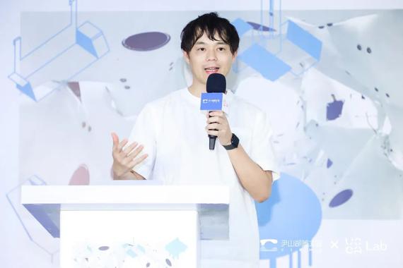 建筑师 青山周平