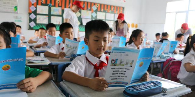 教育部回应耒阳学生“分流”：确保学生利益前提下解决问题