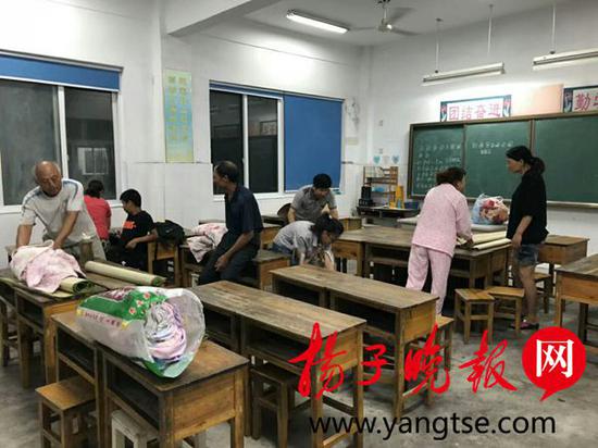 台风“安比”登陆 南通安全撤退7000人