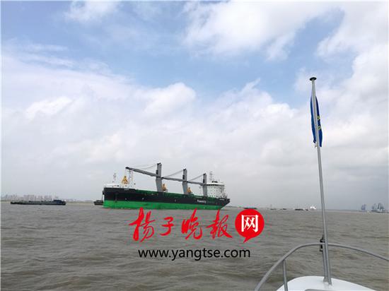 “温比亚”致长江镇江段“封航”38个小时