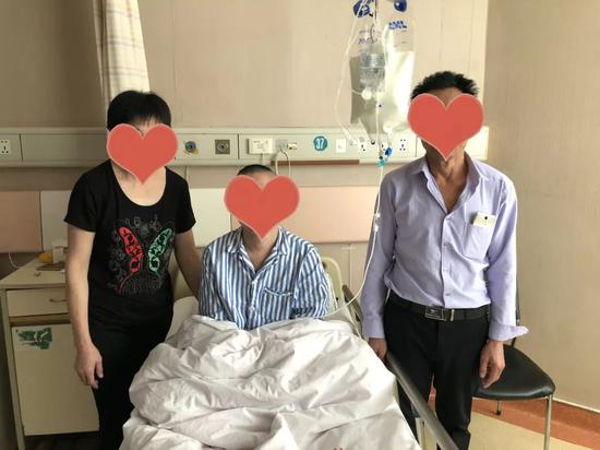 儿子肠坏死靠注射营养液维持生命 父亲捐2.5米小肠