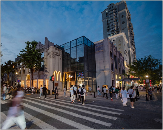 每天17点,麦当劳餐厅、外送及线上点餐渠道将切换为“夜间模式”