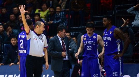 江苏肯帝亚男篮6连败仍被赞血性 但到底怎么了
