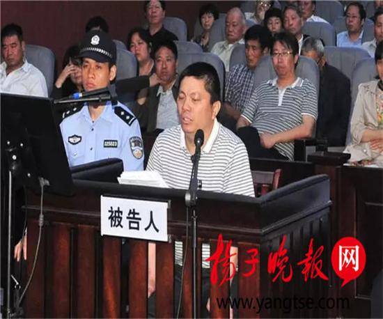 6月17日,镇江市人民检察院提起公诉的句容市人民政府原副市长彭良豪(副处级)受贿一案由镇江市中级人民法院一审公开开庭审理。