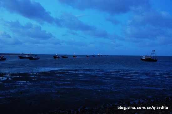 黄昏的海面