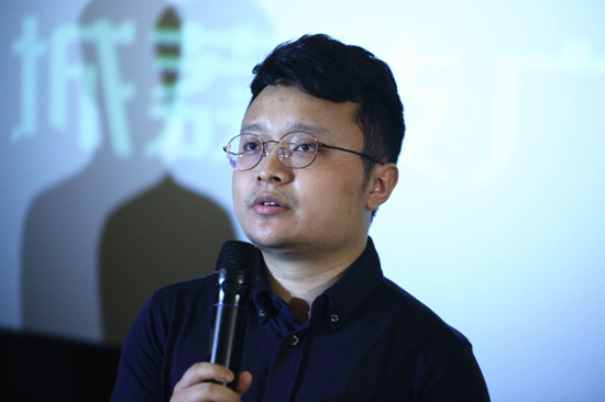 毕赣携《路边野餐》回南京 42分钟长镜头众人折服_新浪江苏_新浪网