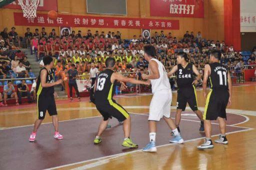 江苏青少年校园篮球联赛开幕 百名高中生齐聚