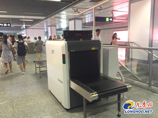 南京地铁所有车站将实行进站安检 设备已布置到位