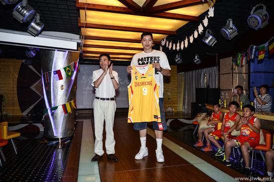 唐正东回归同曦称在江苏打到40岁