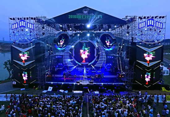 许美静方大同南京嗨唱 2016咪豆音乐节引怀旧风潮_新浪江苏_新浪网