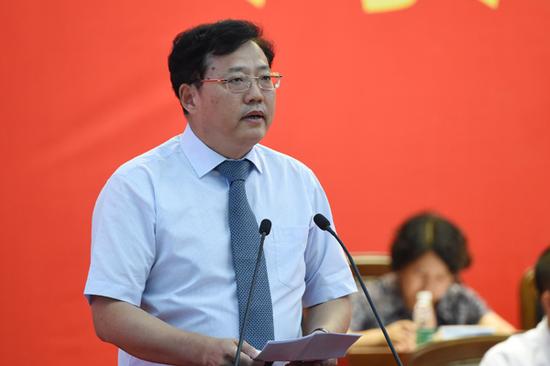 河海大学隆重举行2016级研究生开学典礼