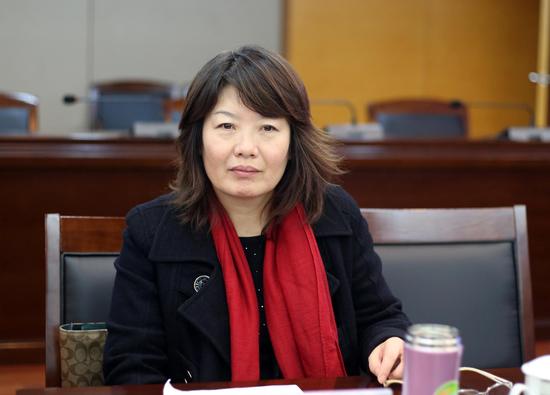 公众委员陆亚娜