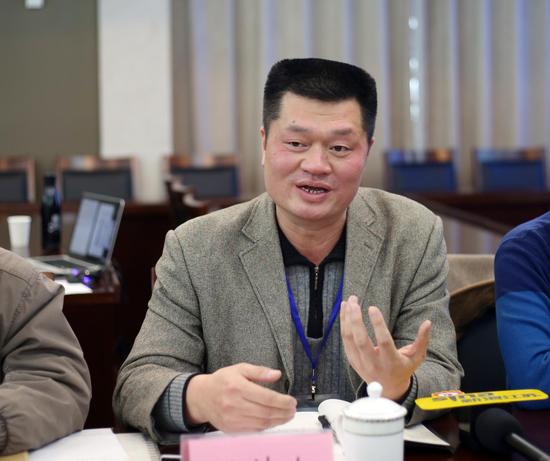公众委员张林波