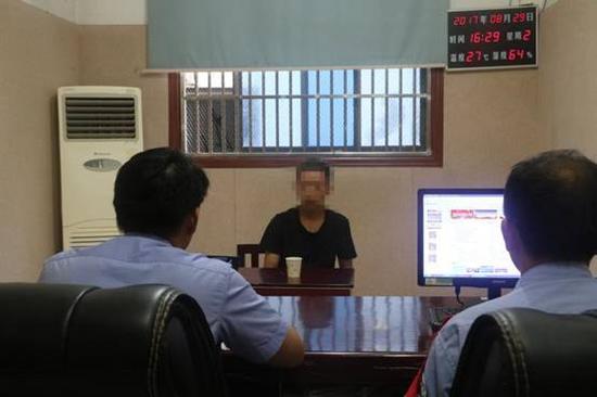 泰州一男子酒后报警称绑架人了 快来抓我