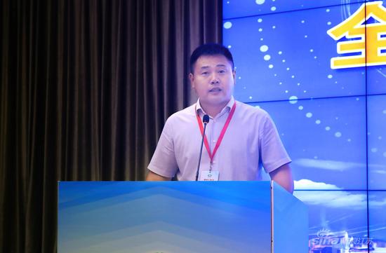 知名社会时政博主、新浪微博@真话哥 徐言军
