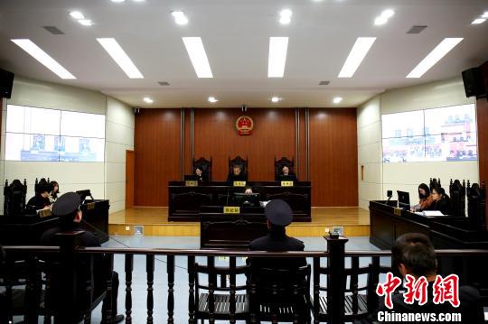 图为扬州首例环境民事公益诉讼案开审现场。 潘玉明 摄