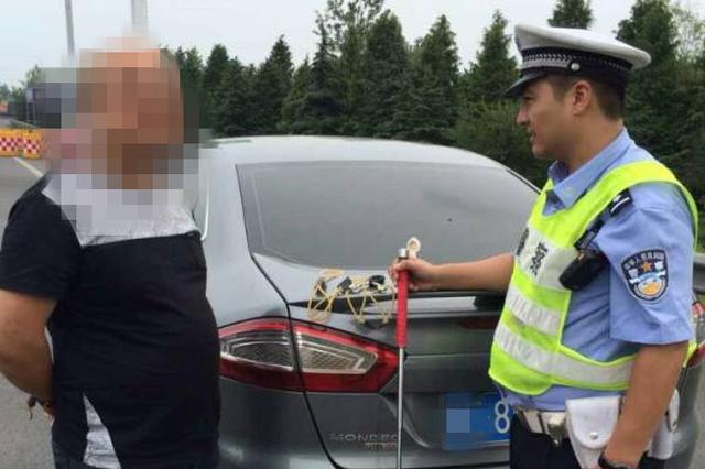 巡逻途中倒在警车里 33岁的他再也没能醒过来