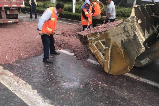 南京雨花东路快车道节前恢复通行 6月底将全部竣工