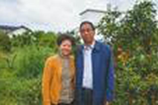 厅官退休只有10万积蓄 回乡种果树成"最有名"农民