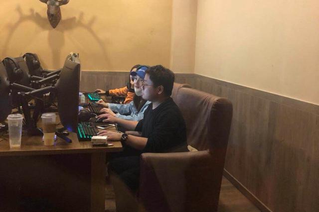 扬州擒获“网吧电脑内存条大盗”