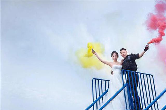 准新娘被醉驾车撞死 家人将葬礼布置成婚礼现场